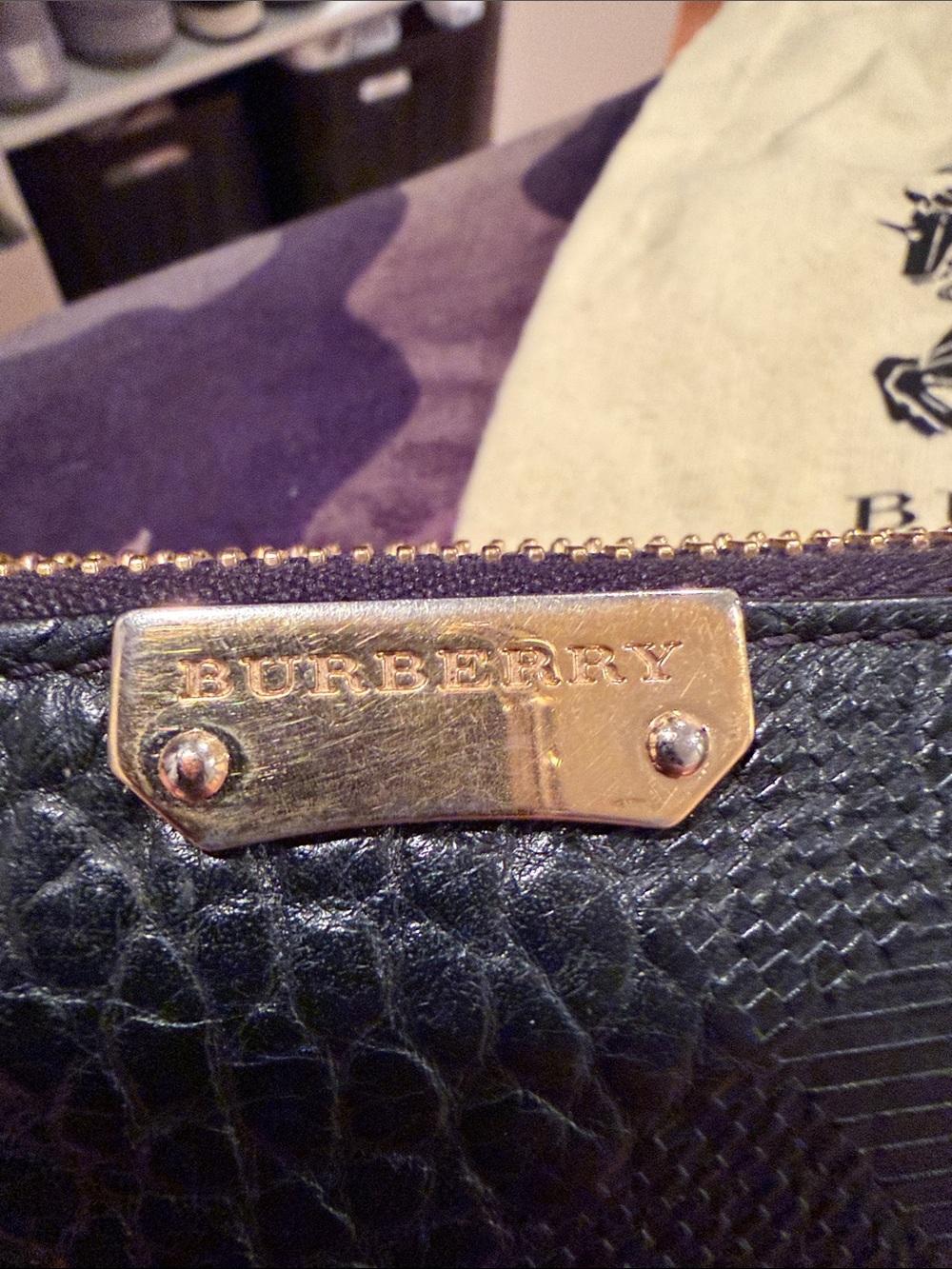 Burberry Black Textured Leather Zip Wallet with Gold Plate - Picture 3 of 8